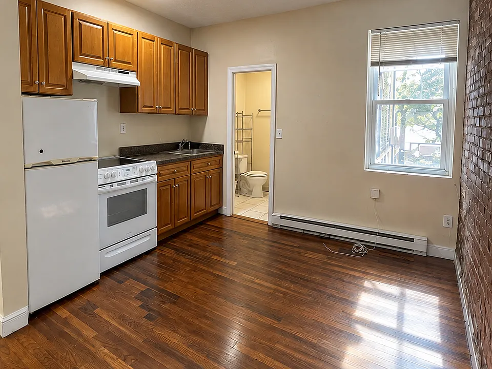 890 Huntington Ave #3