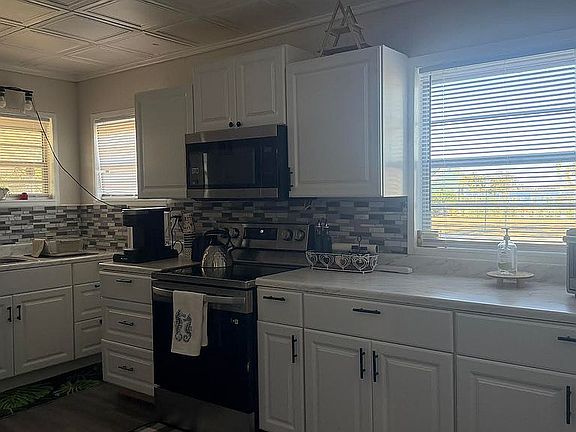 5th image of 1037 Lake Sebring Dr