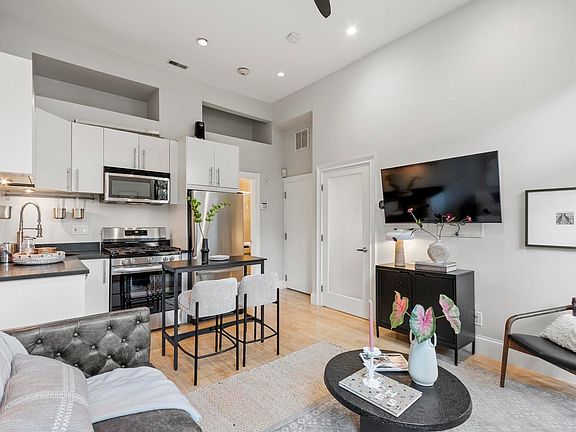 4th image of 290 Columbus Ave Unit 5