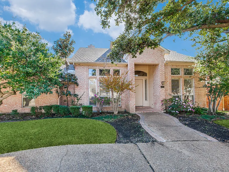 4004 Winter Park Ln — Photo 2