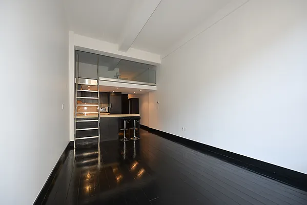 Rented by 212 Consulting Corp | media 16