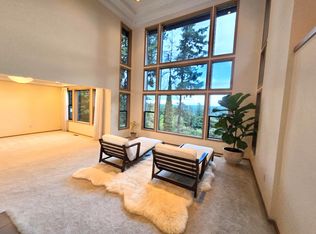 4741 Fernridge Ln, Mercer Island, WA 98040
