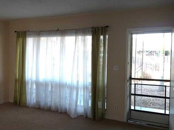 2nd image of 431 SE 1st Ave #2