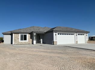 520 E Kiowa St, Pahrump, NV 89048