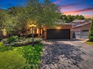 2358 Wildwood Cres, Pickering, ON L1X2M9