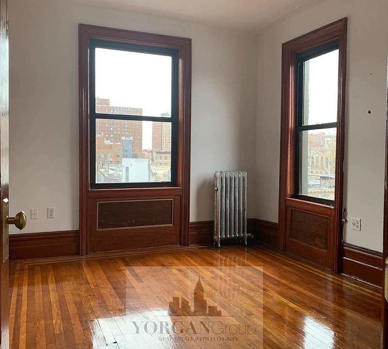 1st image of 90 Edgecombe Ave #54