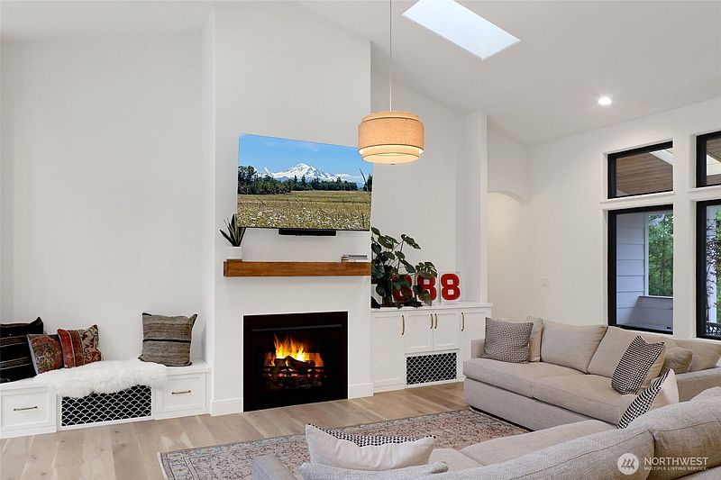 4th image of 4357 Lakehill Lane