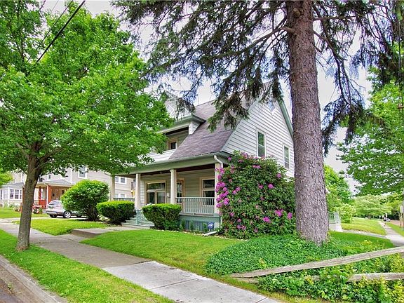 2nd image of 308 Palmer St