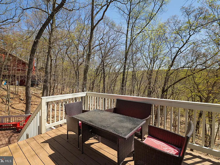 163 Cambridge Ct — Photo 51