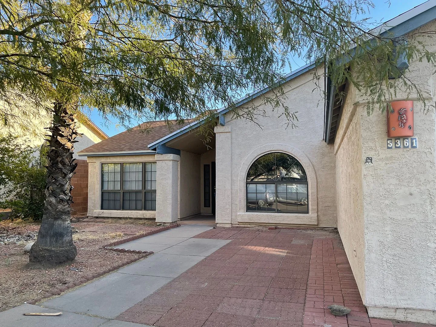 Coming Soon! Charming 3-Bedroom Home with Pool in Tucson, AZ — Photo 1
