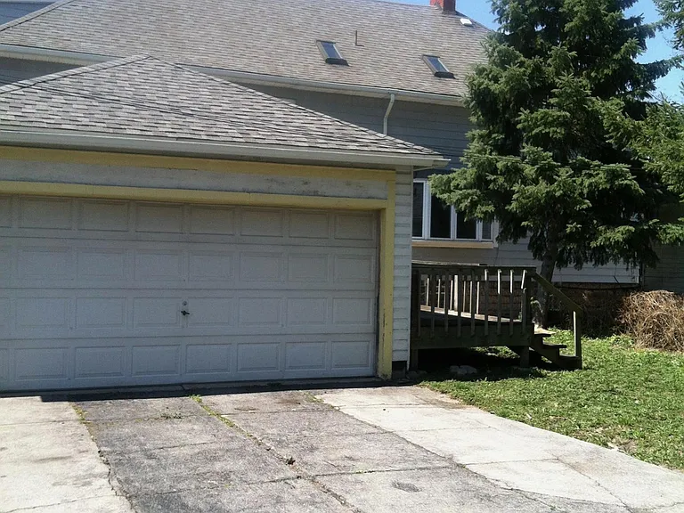 18 Meech Ave #1 — Photo 19