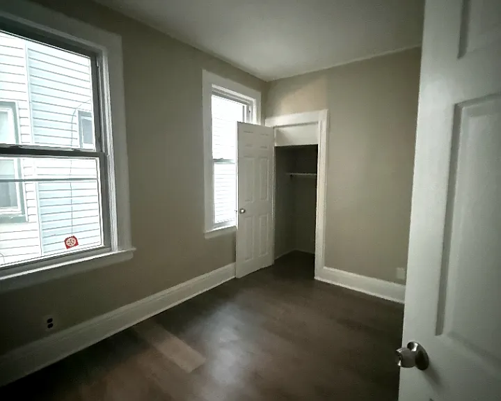 243 S Clinton St #1A — Photo 2