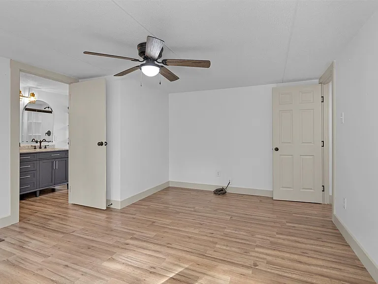 5500 Penny Rd — Photo 9