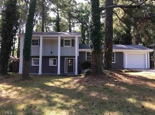 3289 Glenview Cir SW, Atlanta, GA 30331