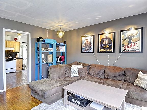 Spacious living room