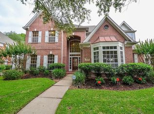 3910 Lyndhurst Pl, Sugar Land, TX 77479