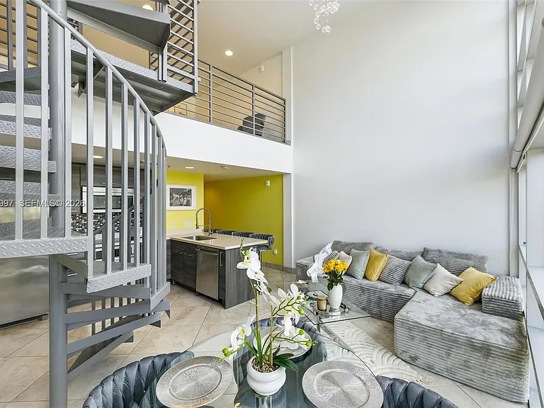 421 Meridian Ave #16 — Photo 9