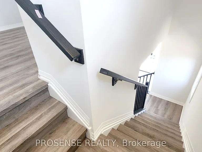 15 Samuel Ave — Photo 9