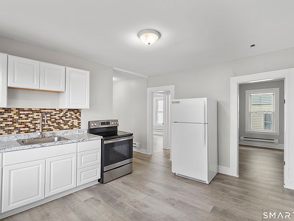 5th image of 56 Wildwood Avenue