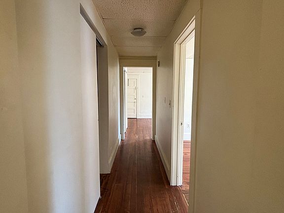 4th image of 284 Oakland St #2L