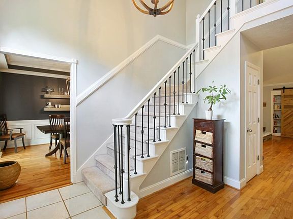 5th image of 403 Summerchase Way