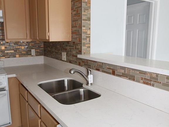 3rd image of 3801 Chelsea Dr