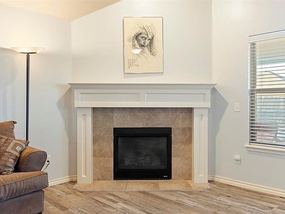 5th image of 9405 NW 92nd St