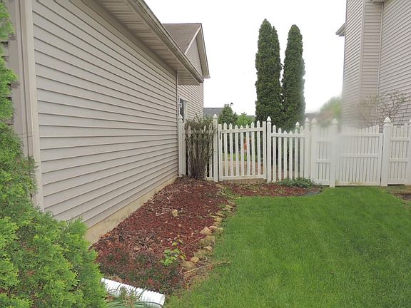 4th image of 2505 Fox Meadow Dr