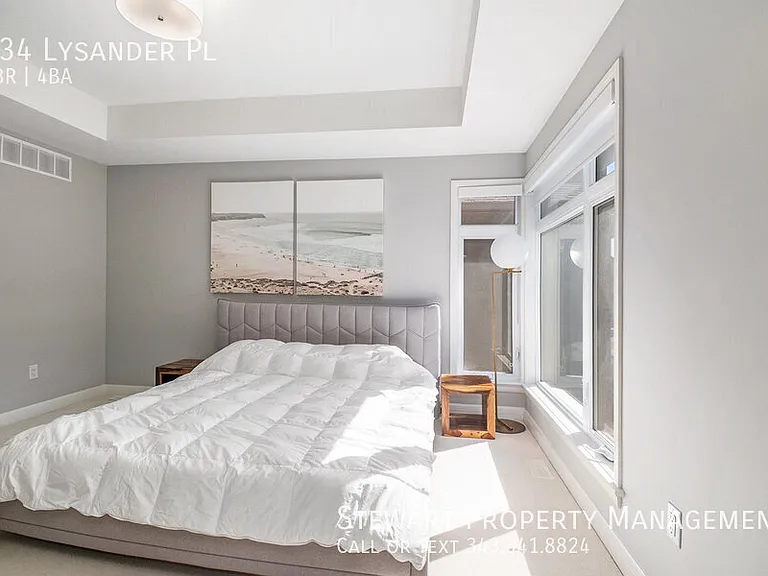 334 Lysander Pl — Photo 12
