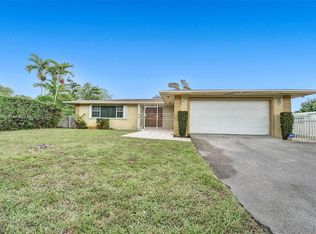 109 Newton Rd #0, West Park, FL 33023