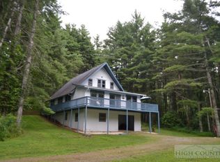 209 Riverview Pl, West Jefferson, NC 28694