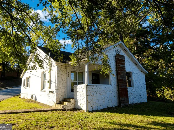 602 W Lake Ave NW, Atlanta, GA 30318