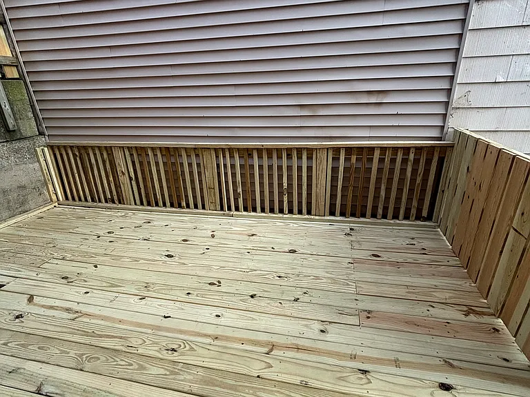 843 Fairbanks Ave — Photo 5