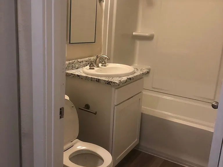R1257 SW Plummer Ave — Photo 17