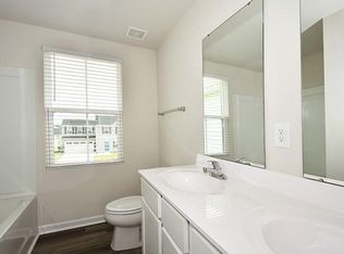 105 Cavesson Ave, Troutman, NC 28166
