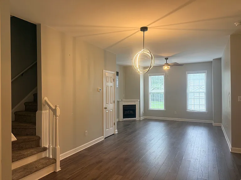 7020 Jeffreys Creek Ln — Photo 5