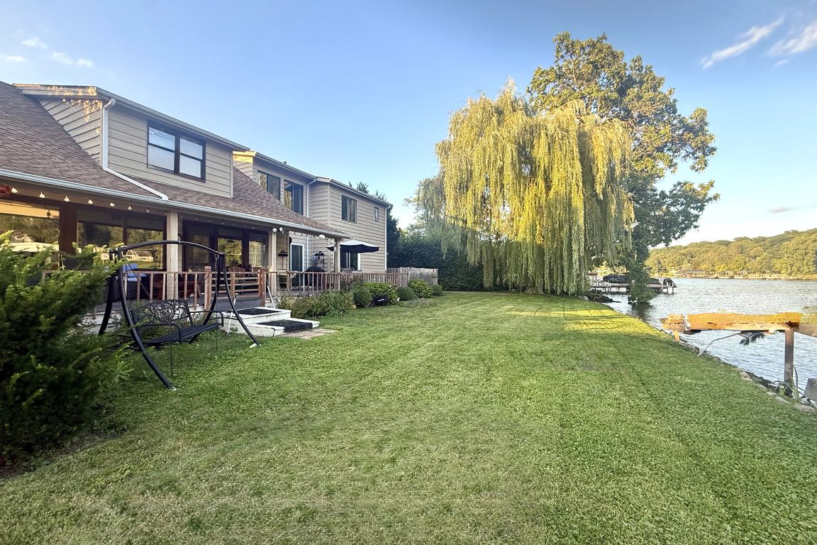 next background image