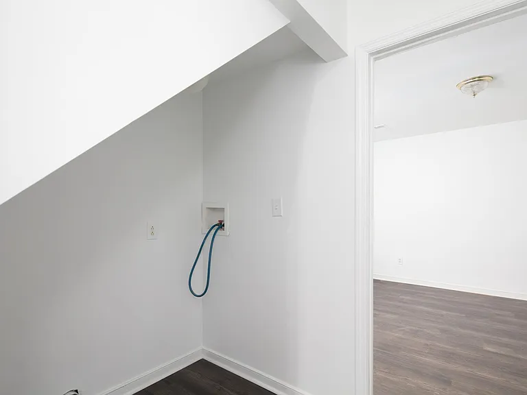 408 Dallas Ave #A — Photo 12