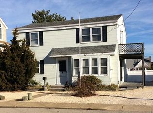 9 W Webster Ave, Long Beach Township, NJ 08008