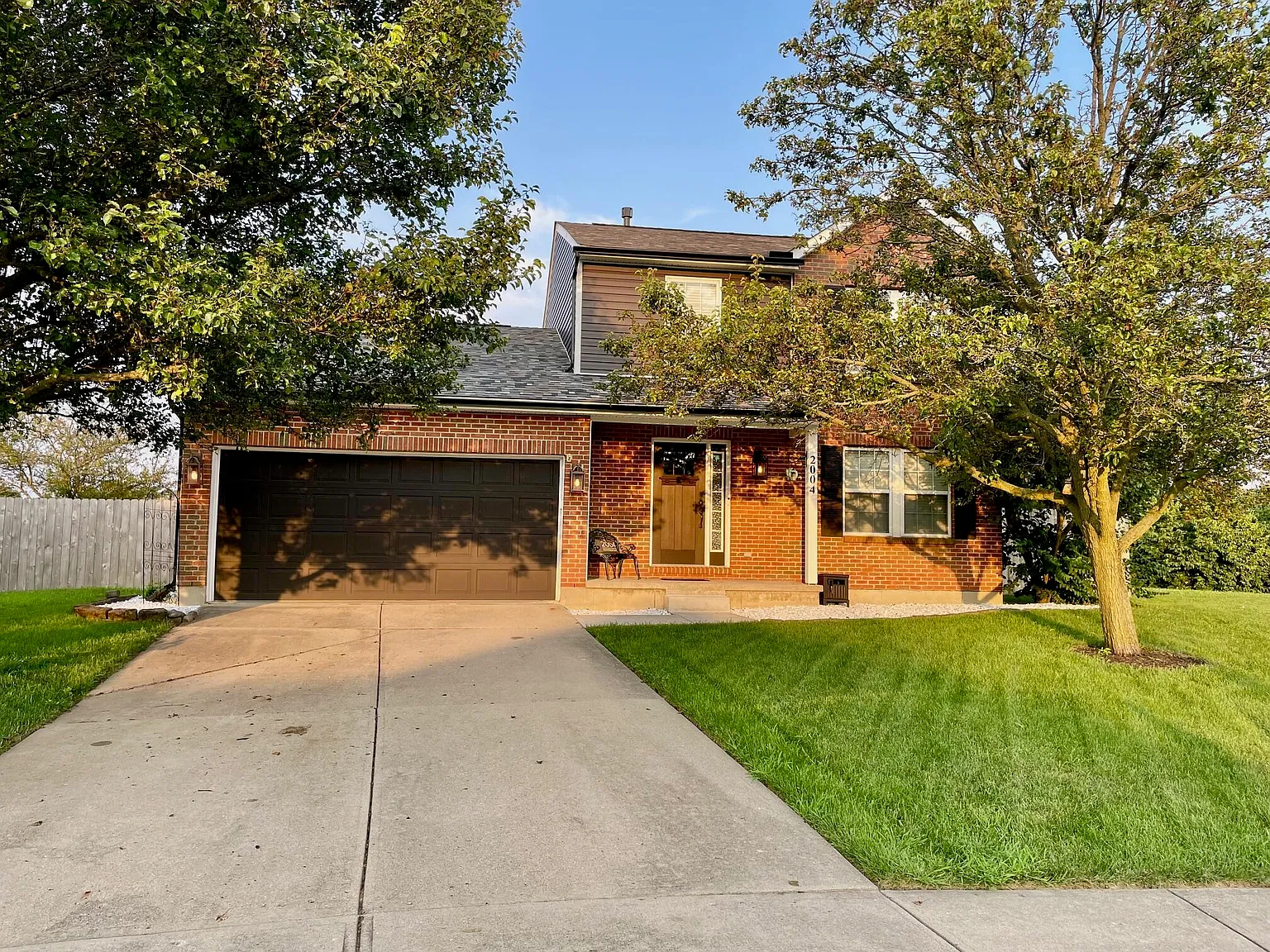 2004 Clearstream Way photo 1