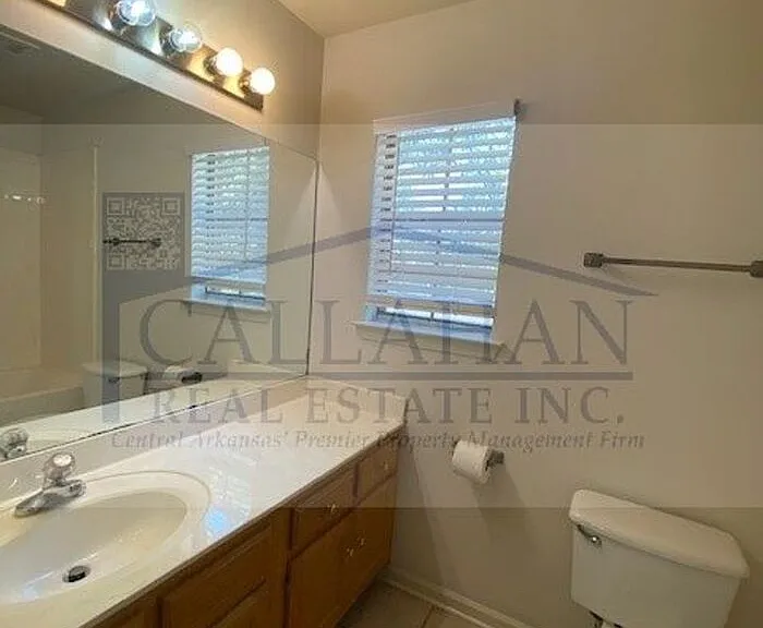 331 Club Rd #4 — Photo 2