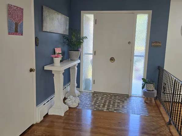 (undisclosed Address), West Hazleton, PA 18202