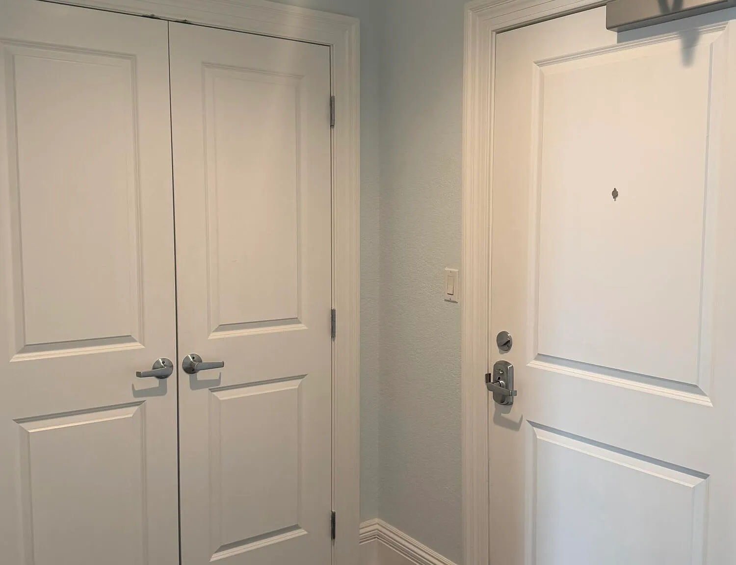 2 bed, 2.0 bath, $1,800 — Photo 3