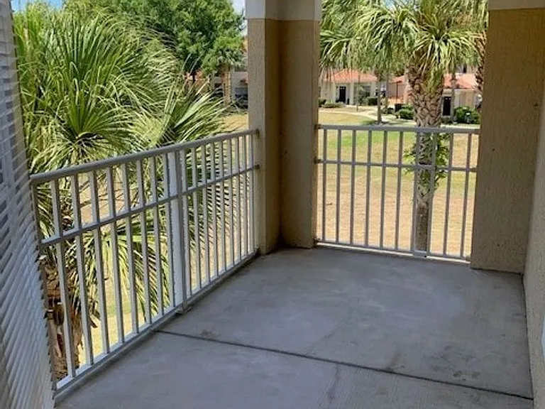 1821 Arbor Lakes Cir — Photo 18