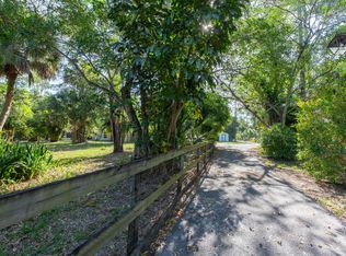 748 Rambling Drive Cir, Wellington, FL 33414