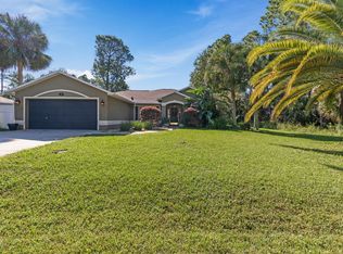 38 Barrister Ln, Palm Coast, FL 32137