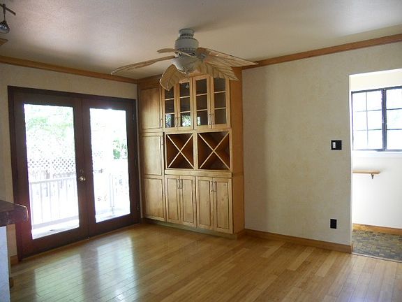 4th image of 5060 Olmeda Ave