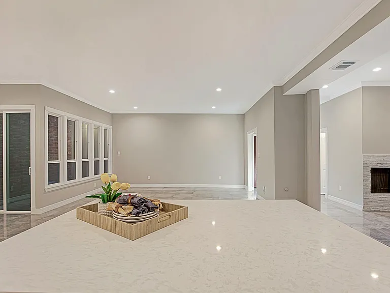 15070 Kimberley Ct — Photo 9