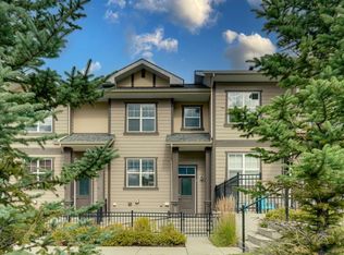4 S Evanscrest Gdns NW, Calgary, AB T3P 0S1
