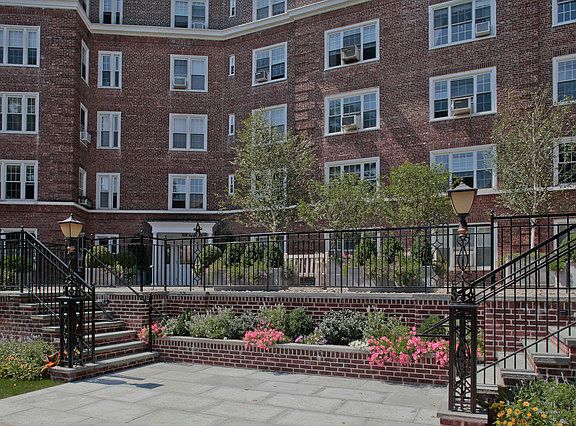2nd image of 6 Midland Gdns APT 1E